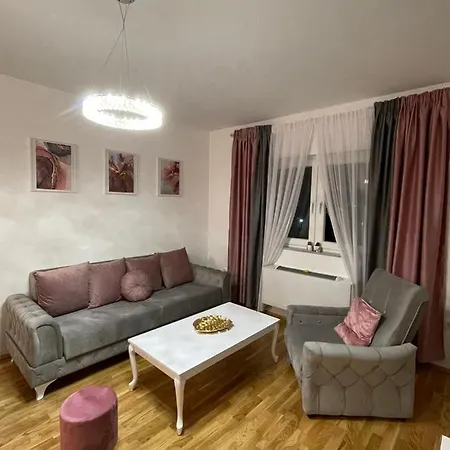 Skyline Apartment